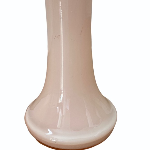 Vintage Czechoslovakia Signed 8” Ruffle Glass Vase - Picture 8 of 8